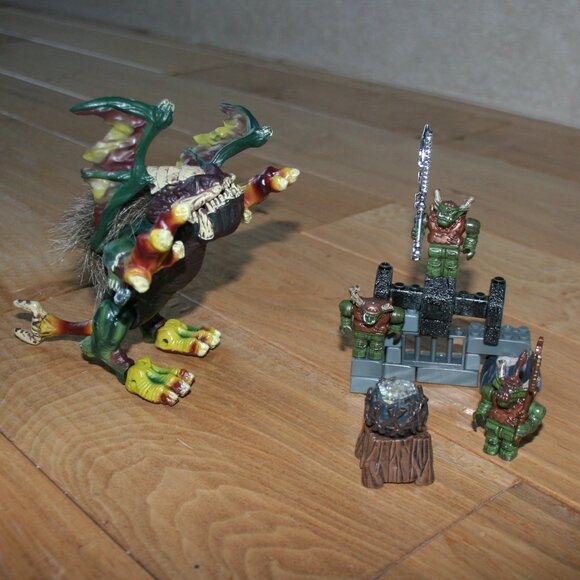 Mega Bloks Dragons Krystal Wars  Vorgan Attack Gore the Dragon - Picture 1 of 14